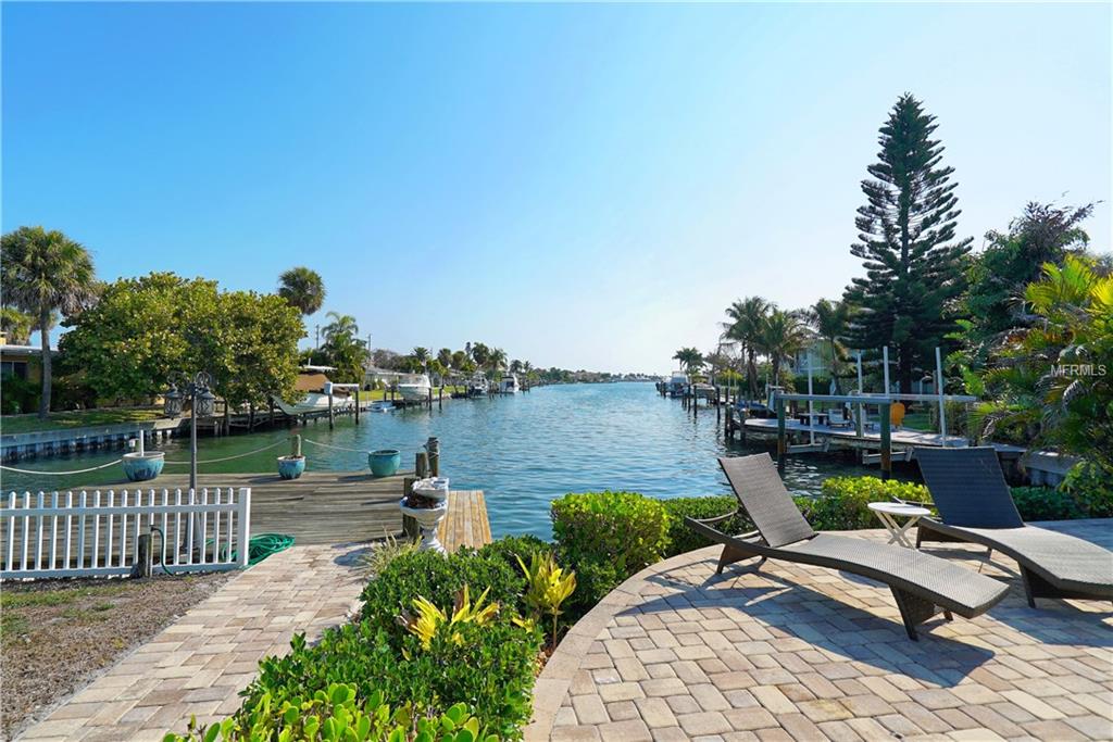6505 MARINA DRIVE, HOLMES BEACH, Florida 34217, 2 Bedrooms Bedrooms, 6 Rooms Rooms,2 BathroomsBathrooms,Residential,For sale,MARINA,A4181933