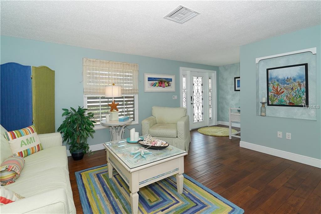 6505 MARINA DRIVE, HOLMES BEACH, Florida 34217, 2 Bedrooms Bedrooms, 6 Rooms Rooms,2 BathroomsBathrooms,Residential,For sale,MARINA,A4181933