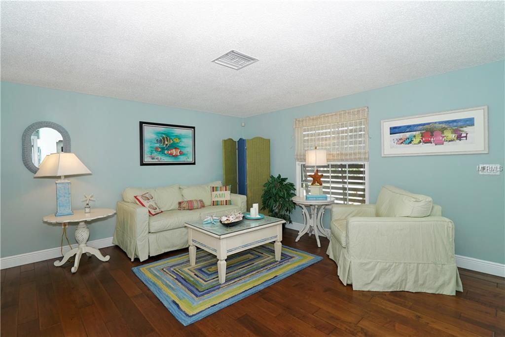 6505 MARINA DRIVE, HOLMES BEACH, Florida 34217, 2 Bedrooms Bedrooms, 6 Rooms Rooms,2 BathroomsBathrooms,Residential,For sale,MARINA,A4181933