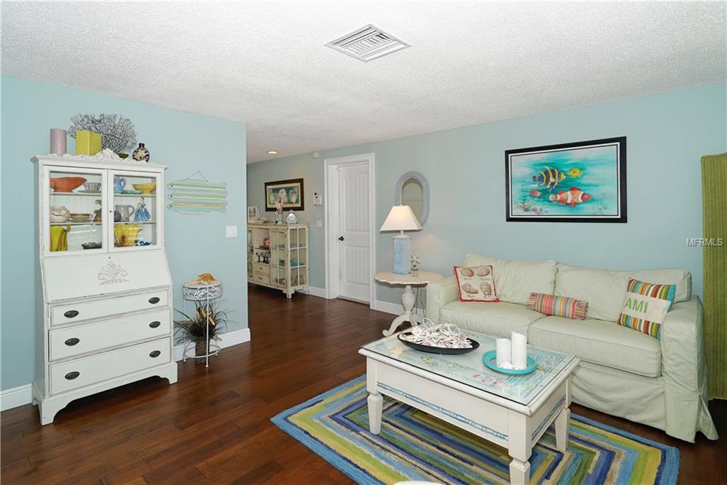 6505 MARINA DRIVE, HOLMES BEACH, Florida 34217, 2 Bedrooms Bedrooms, 6 Rooms Rooms,2 BathroomsBathrooms,Residential,For sale,MARINA,A4181933