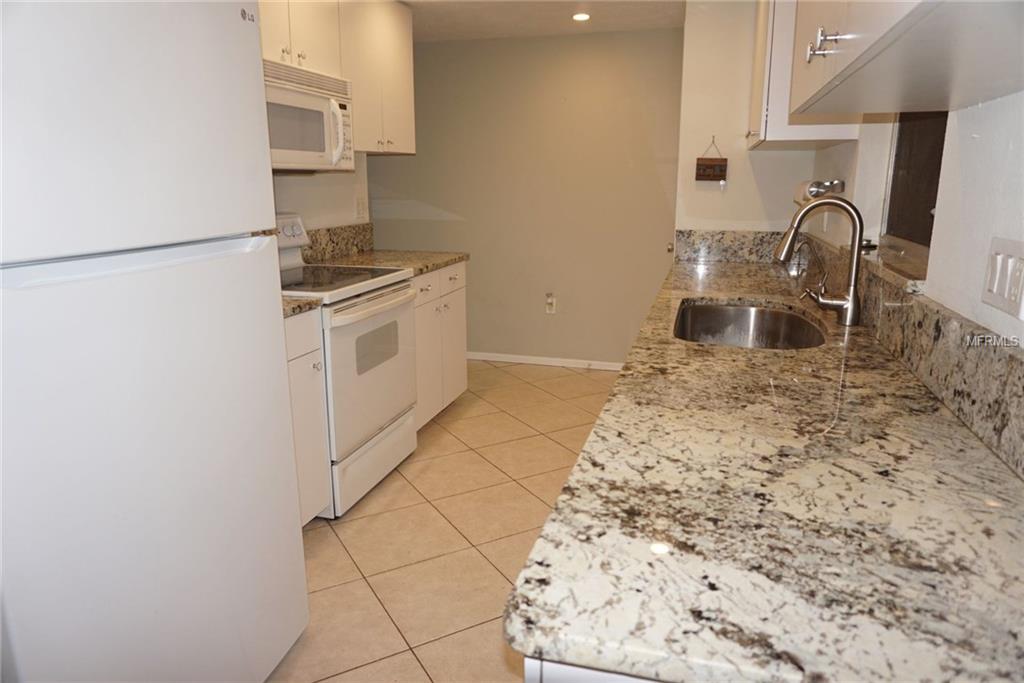 688 NECTAR ROAD, VENICE, Florida 34293, 2 Bedrooms Bedrooms, 6 Rooms Rooms,2 BathroomsBathrooms,Residential,For sale,NECTAR,D5919416