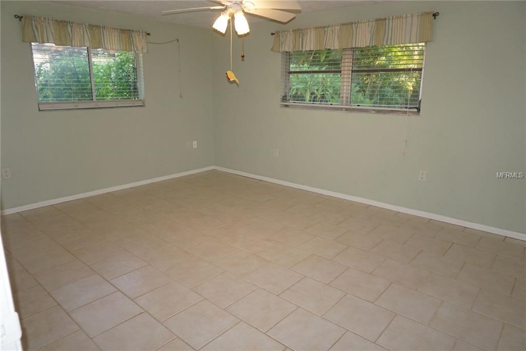 688 NECTAR ROAD, VENICE, Florida 34293, 2 Bedrooms Bedrooms, 6 Rooms Rooms,2 BathroomsBathrooms,Residential,For sale,NECTAR,D5919416