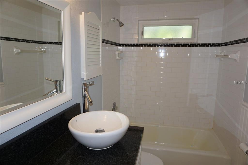 688 NECTAR ROAD, VENICE, Florida 34293, 2 Bedrooms Bedrooms, 6 Rooms Rooms,2 BathroomsBathrooms,Residential,For sale,NECTAR,D5919416