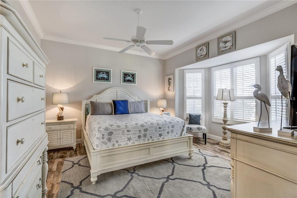 5227 HARBOR BLUFF COURT, LADY LAKE, Florida 32159, 2 Bedrooms Bedrooms, 6 Rooms Rooms,2 BathroomsBathrooms,Residential,For sale,HARBOR BLUFF,G4848722