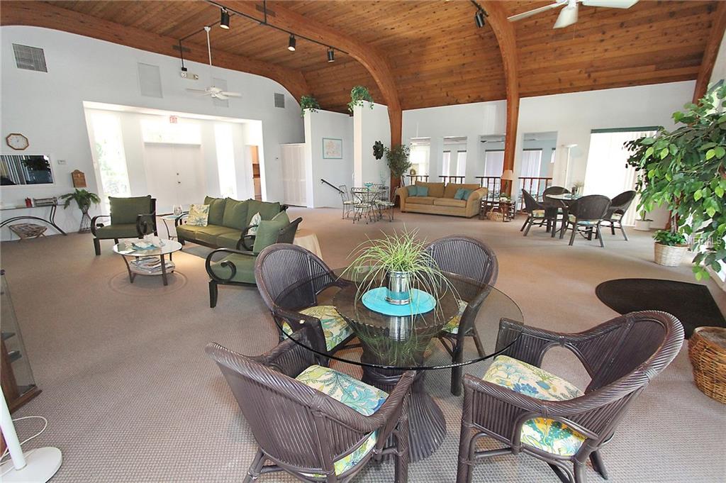 11485 OAKHURST ROAD, LARGO, Florida 33774, 1 Bedroom Bedrooms, 3 Rooms Rooms,1 BathroomBathrooms,Residential,For sale,OAKHURST,U7838381