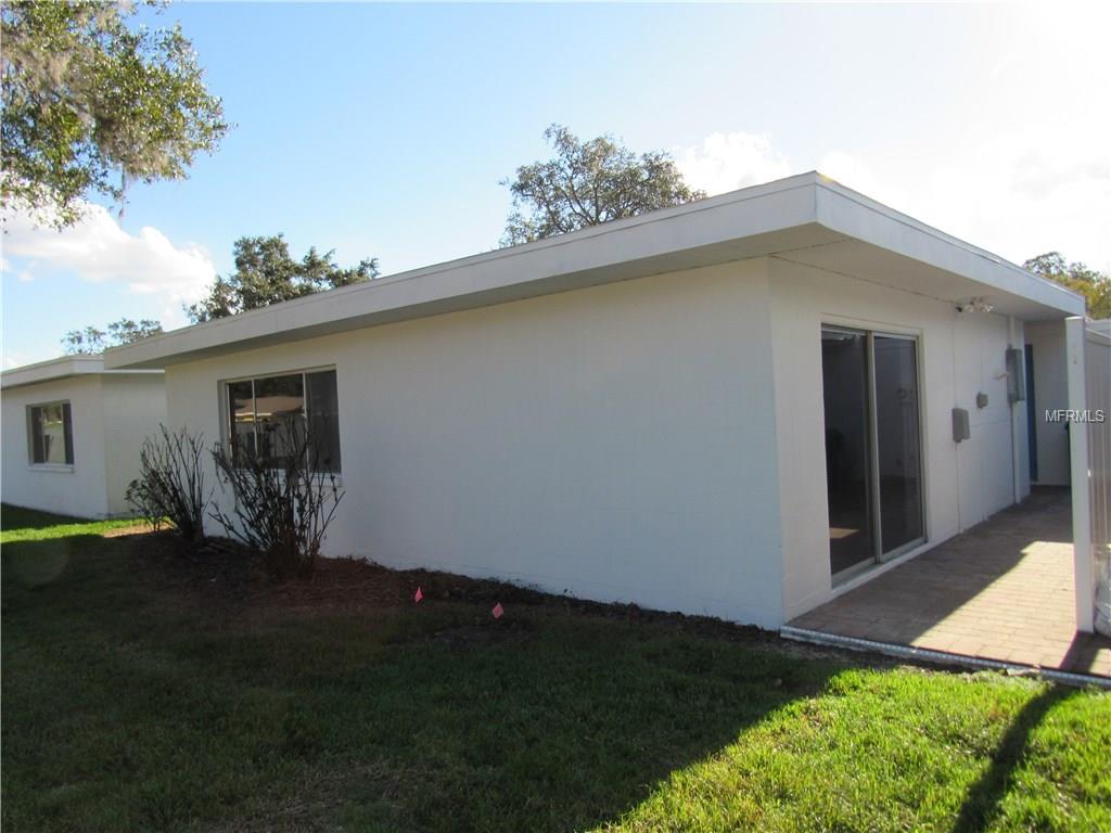 722 BARBER CIRCLE, LAKELAND, Florida 33803, 2 Bedrooms Bedrooms, 5 Rooms Rooms,2 BathroomsBathrooms,Residential,For sale,BARBER,L4724437