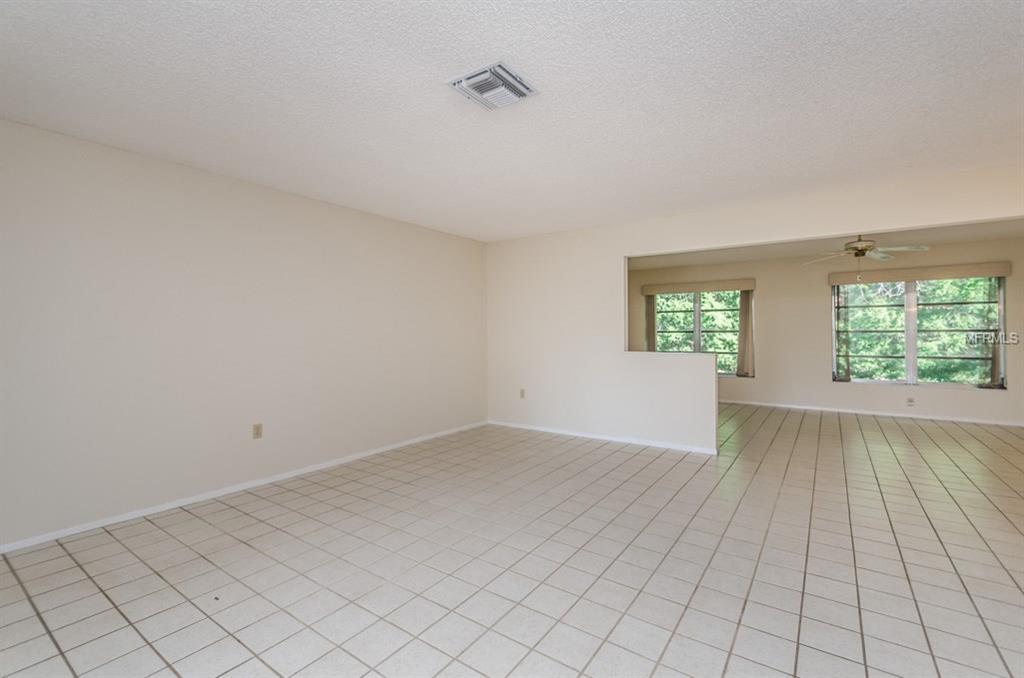 11020 LINKSIDE DRIVE, PORT RICHEY, Florida 34668, 2 Bedrooms Bedrooms, 5 Rooms Rooms,2 BathroomsBathrooms,Residential,For sale,LINKSIDE,W7636303