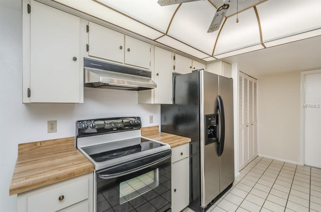 11020 LINKSIDE DRIVE, PORT RICHEY, Florida 34668, 2 Bedrooms Bedrooms, 5 Rooms Rooms,2 BathroomsBathrooms,Residential,For sale,LINKSIDE,W7636303