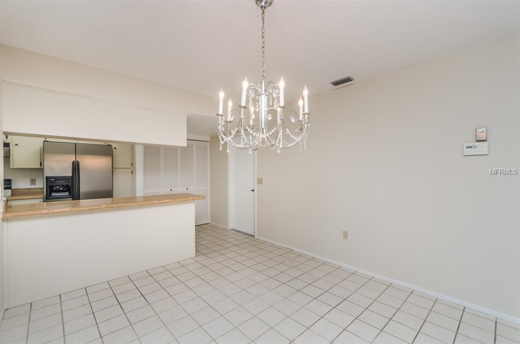 11020 LINKSIDE DRIVE, PORT RICHEY, Florida 34668, 2 Bedrooms Bedrooms, 5 Rooms Rooms,2 BathroomsBathrooms,Residential,For sale,LINKSIDE,W7636303