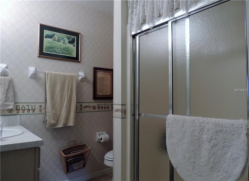 533 JUNIPER WAY, TAVARES, Florida 32778, 2 Bedrooms Bedrooms, 6 Rooms Rooms,2 BathroomsBathrooms,Residential,For sale,JUNIPER,G4851451