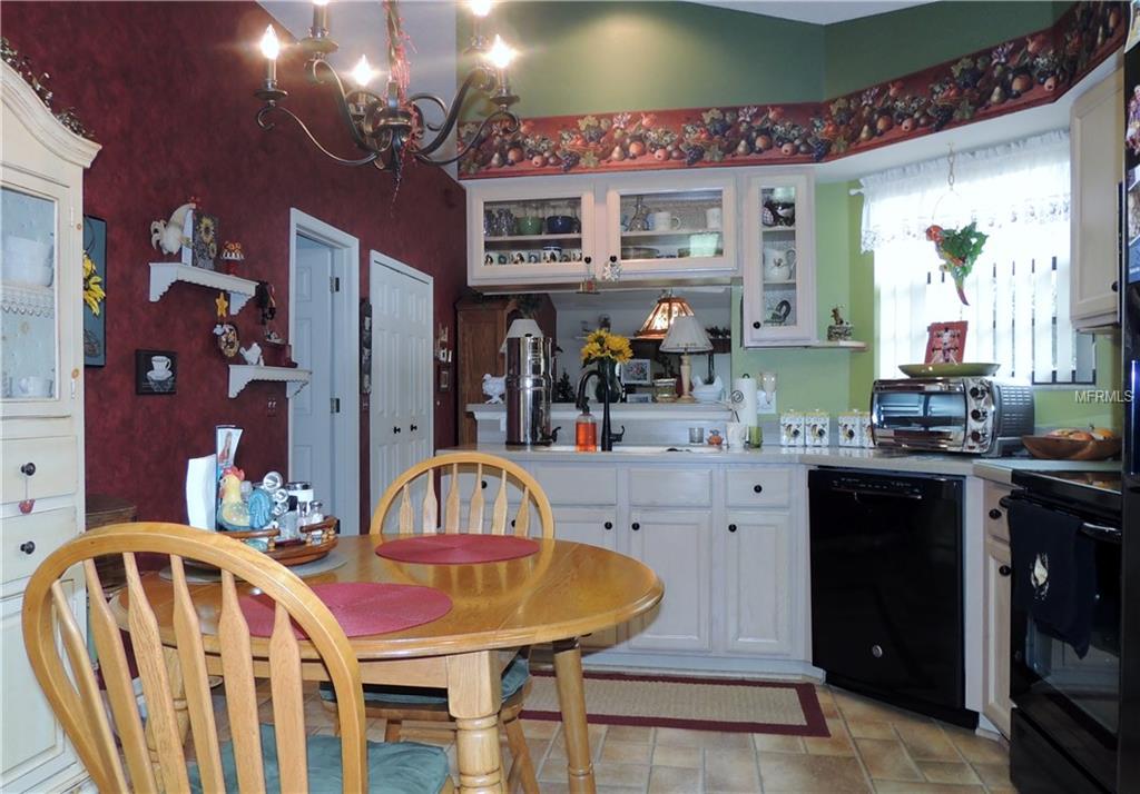 533 JUNIPER WAY, TAVARES, Florida 32778, 2 Bedrooms Bedrooms, 6 Rooms Rooms,2 BathroomsBathrooms,Residential,For sale,JUNIPER,G4851451