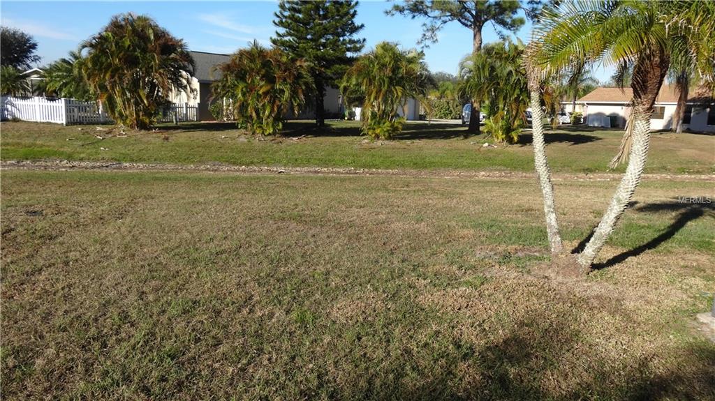 26336 DEEP CREEK BOULEVARD, PUNTA GORDA, Florida 33983, 3 Bedrooms Bedrooms, 7 Rooms Rooms,2 BathroomsBathrooms,Residential,For sale,DEEP CREEK,C7248164