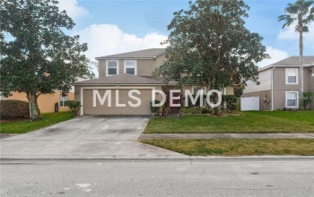 121 GOLFSIDE CIRCLE, SANFORD, Florida 32773, 4 Bedrooms Bedrooms, 8 Rooms Rooms,2 BathroomsBathrooms,Residential,For sale,GOLFSIDE,O5558535