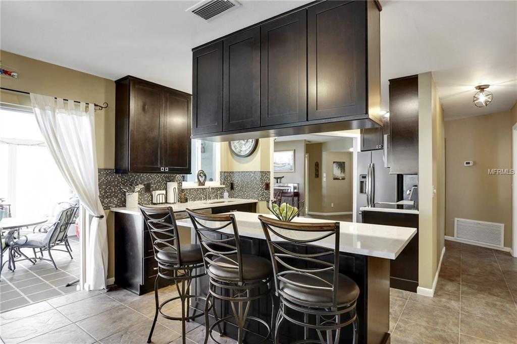 6025 VENETIAN BOULEVARD NE, ST PETERSBURG, Florida 33703, 4 Bedrooms Bedrooms, 3 Rooms Rooms,2 BathroomsBathrooms,Residential,For sale,VENETIAN,U7846291