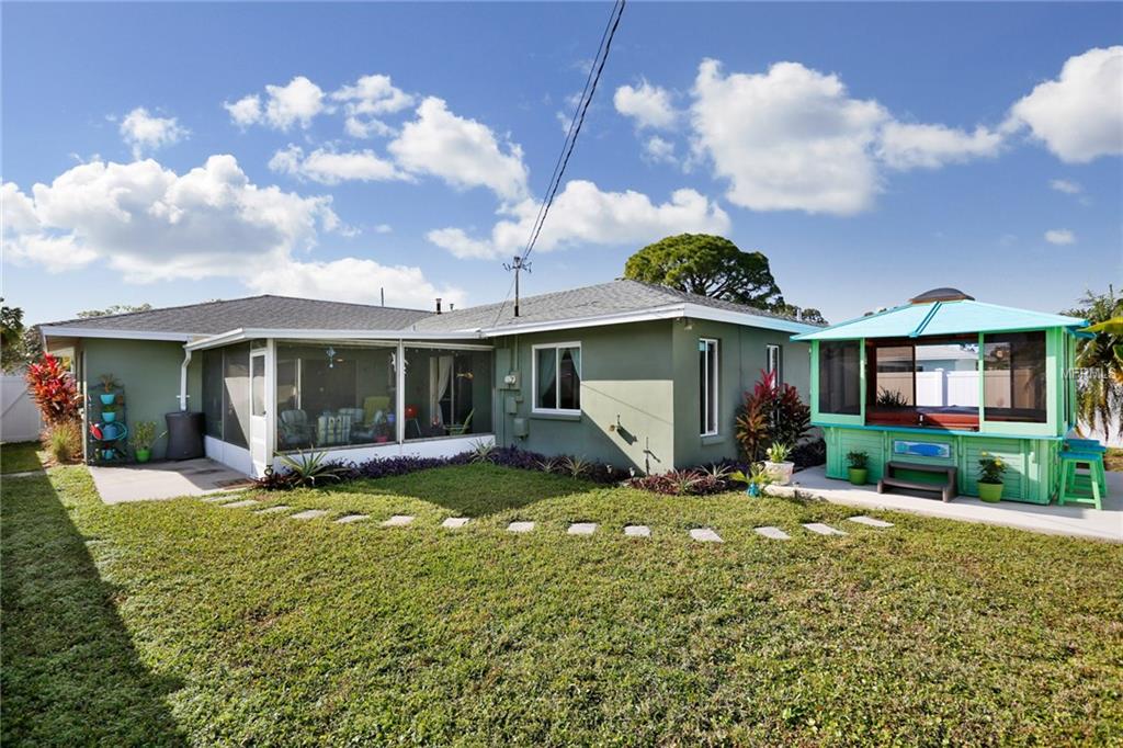 6025 VENETIAN BOULEVARD NE, ST PETERSBURG, Florida 33703, 4 Bedrooms Bedrooms, 3 Rooms Rooms,2 BathroomsBathrooms,Residential,For sale,VENETIAN,U7846291