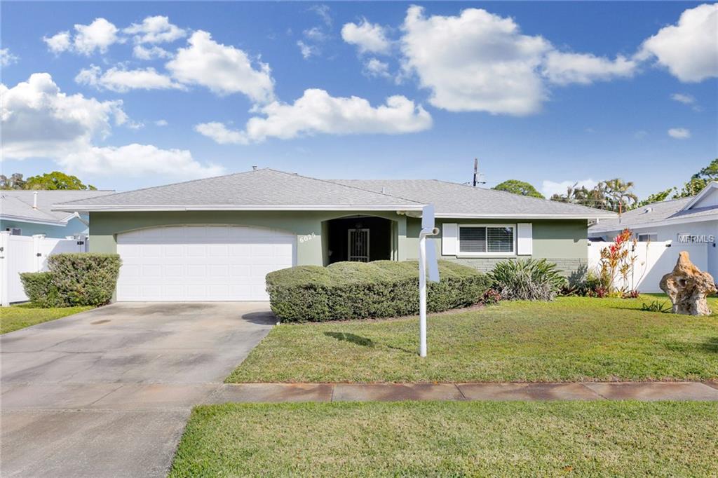 6025 VENETIAN BOULEVARD NE, ST PETERSBURG, Florida 33703, 4 Bedrooms Bedrooms, 3 Rooms Rooms,2 BathroomsBathrooms,Residential,For sale,VENETIAN,U7846291