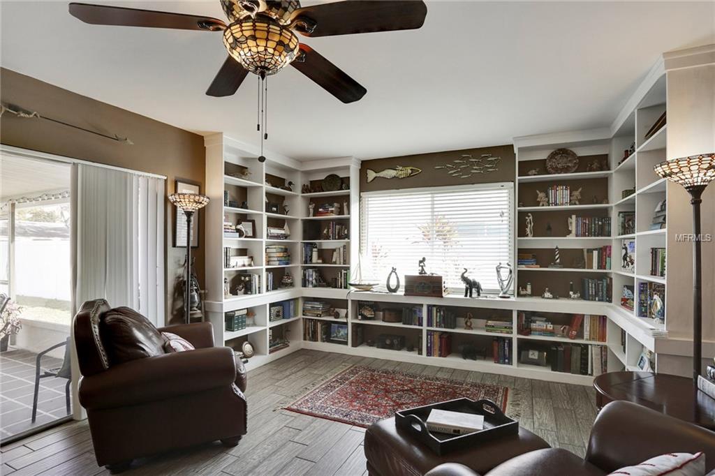 6025 VENETIAN BOULEVARD NE, ST PETERSBURG, Florida 33703, 4 Bedrooms Bedrooms, 3 Rooms Rooms,2 BathroomsBathrooms,Residential,For sale,VENETIAN,U7846291