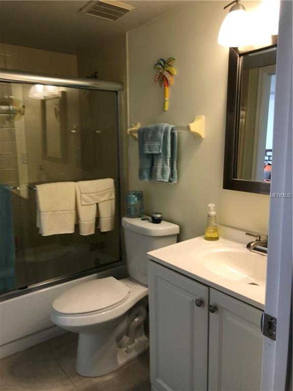 1759 LAKE PLACE, VENICE, Florida 34293, 2 Bedrooms Bedrooms, 5 Rooms Rooms,2 BathroomsBathrooms,Residential,For sale,LAKE,A4209052