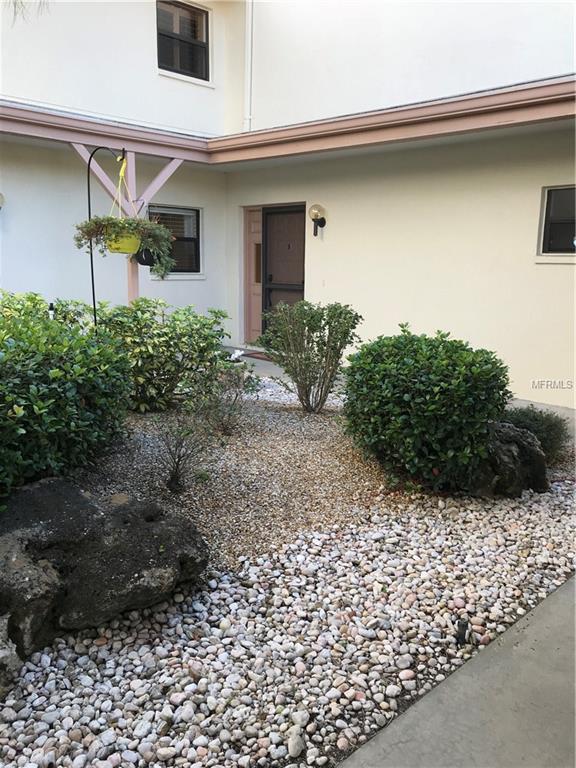 1759 LAKE PLACE, VENICE, Florida 34293, 2 Bedrooms Bedrooms, 5 Rooms Rooms,2 BathroomsBathrooms,Residential,For sale,LAKE,A4209052