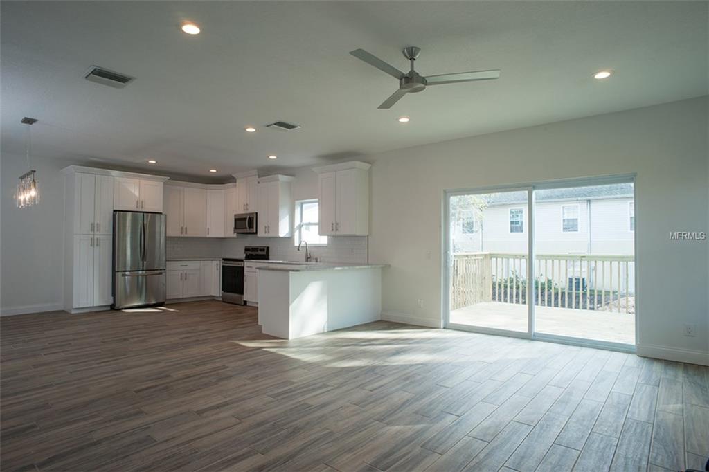 107 N FREDRICA AVENUE, CLEARWATER, Florida 33755, 3 Bedrooms Bedrooms, 8 Rooms Rooms,2 BathroomsBathrooms,Residential,For sale,FREDRICA,U7846835