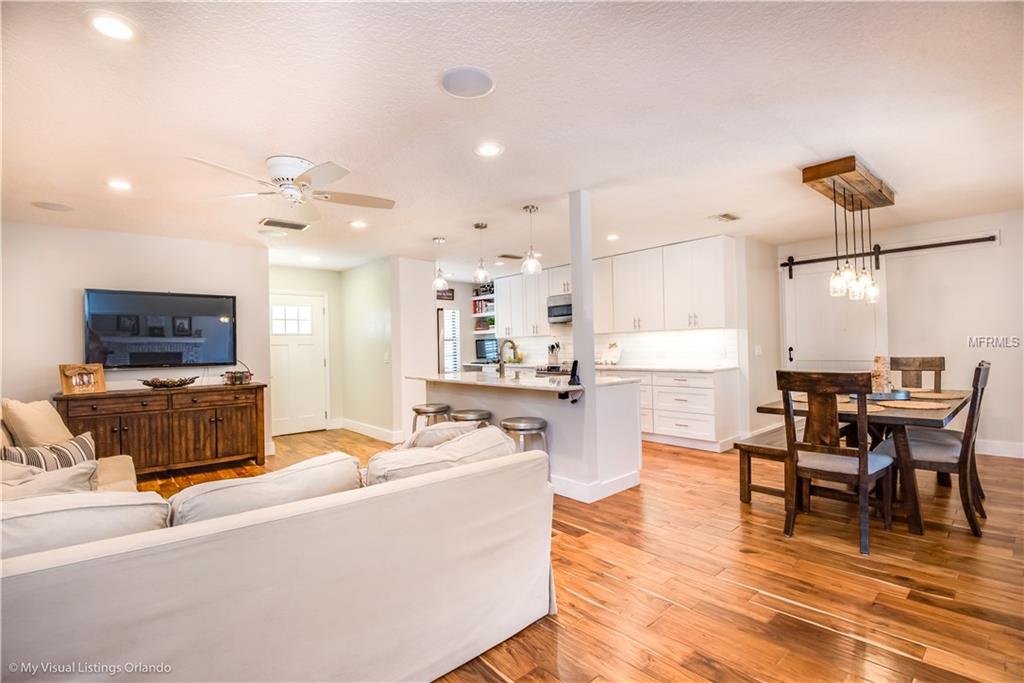 211 CORNWALL ROAD, WINTER PARK, Florida 32792, 4 Bedrooms Bedrooms, 9 Rooms Rooms,2 BathroomsBathrooms,Residential,For sale,CORNWALL,O5561527