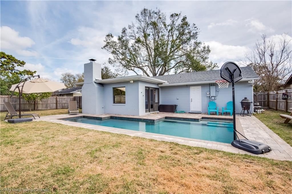 211 CORNWALL ROAD, WINTER PARK, Florida 32792, 4 Bedrooms Bedrooms, 9 Rooms Rooms,2 BathroomsBathrooms,Residential,For sale,CORNWALL,O5561527