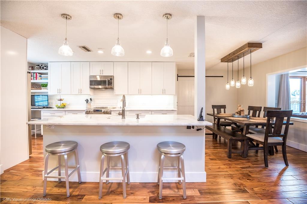 211 CORNWALL ROAD, WINTER PARK, Florida 32792, 4 Bedrooms Bedrooms, 9 Rooms Rooms,2 BathroomsBathrooms,Residential,For sale,CORNWALL,O5561527