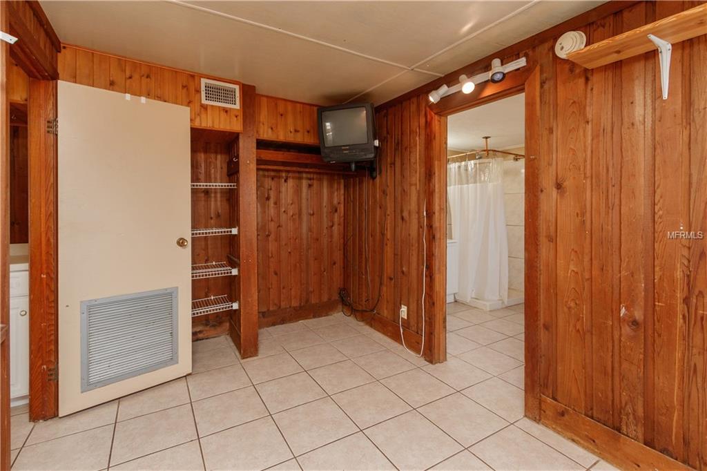 10301 US HIGHWAY 27, CLERMONT, Florida 34711, 2 Bedrooms Bedrooms, 5 Rooms Rooms,2 BathroomsBathrooms,Residential,For sale,US HIGHWAY 27,O5561674