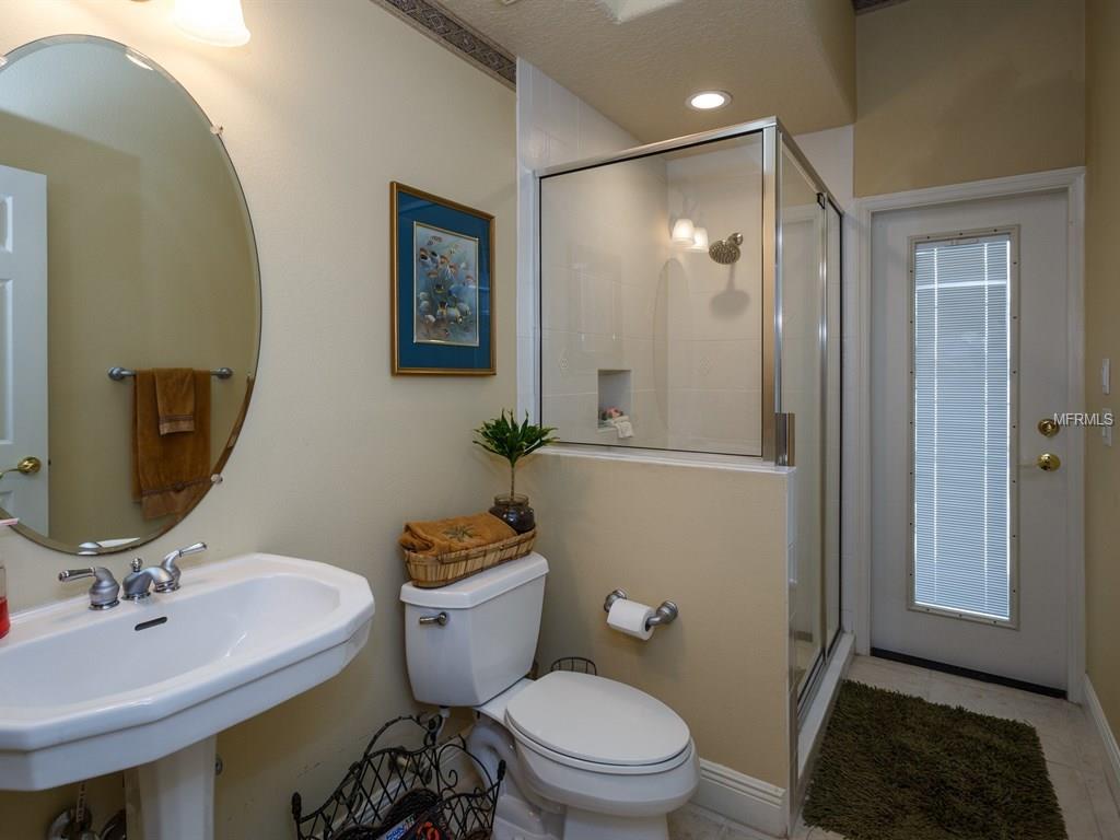 1826 LAKE ROBERTS COURT, WINDERMERE, Florida 34786, 3 Bedrooms Bedrooms, 8 Rooms Rooms,3 BathroomsBathrooms,Residential,For sale,LAKE ROBERTS,O5561765