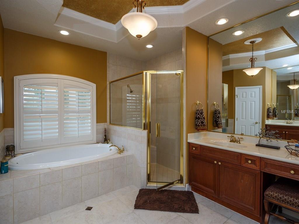 1826 LAKE ROBERTS COURT, WINDERMERE, Florida 34786, 3 Bedrooms Bedrooms, 8 Rooms Rooms,3 BathroomsBathrooms,Residential,For sale,LAKE ROBERTS,O5561765