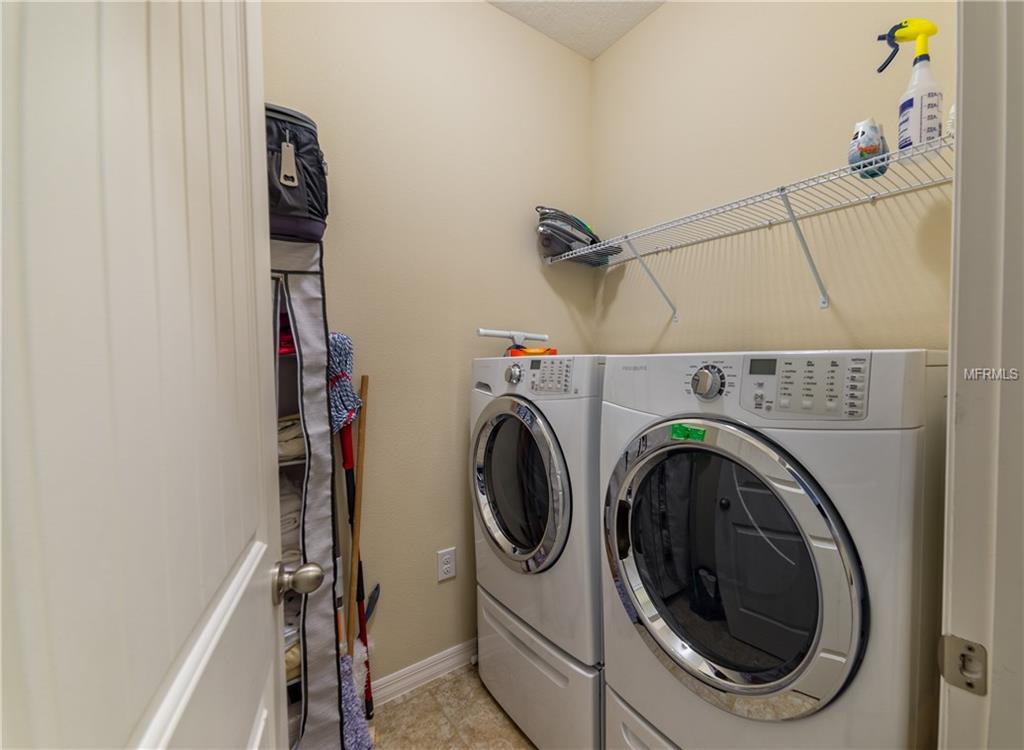 107 SMITHFIELD PLACE, DAVENPORT, Florida 33837, 4 Bedrooms Bedrooms, 5 Rooms Rooms,2 BathroomsBathrooms,Residential,For sale,SMITHFIELD,O5561896