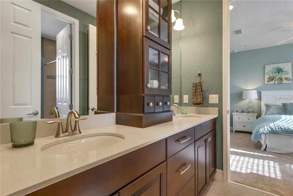 4951 MILLENNIA GREEN DRIVE, ORLANDO, Florida 32811, 4 Bedrooms Bedrooms, 7 Rooms Rooms,2 BathroomsBathrooms,Residential,For sale,MILLENNIA GREEN,O5562012