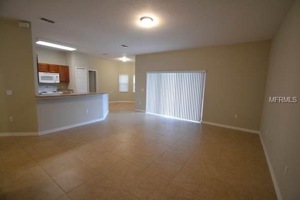 3281 WINDING TRAIL, KISSIMMEE, Florida 34746, 3 Bedrooms Bedrooms, 3 Rooms Rooms,2 BathroomsBathrooms,Residential,For sale,WINDING,L4722851