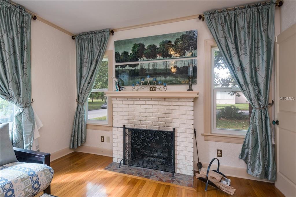 2025 5TH STREET N, ST PETERSBURG, Florida 33704, 2 Bedrooms Bedrooms, 4 Rooms Rooms,1 BathroomBathrooms,Residential,For sale,5TH,U7834332