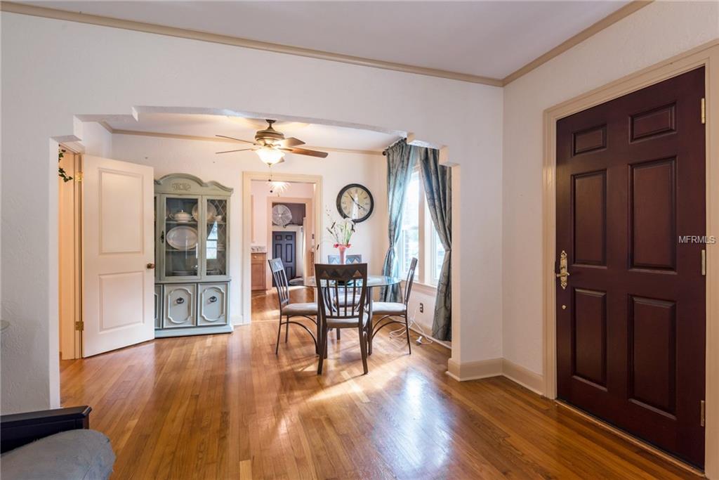 2025 5TH STREET N, ST PETERSBURG, Florida 33704, 2 Bedrooms Bedrooms, 4 Rooms Rooms,1 BathroomBathrooms,Residential,For sale,5TH,U7834332