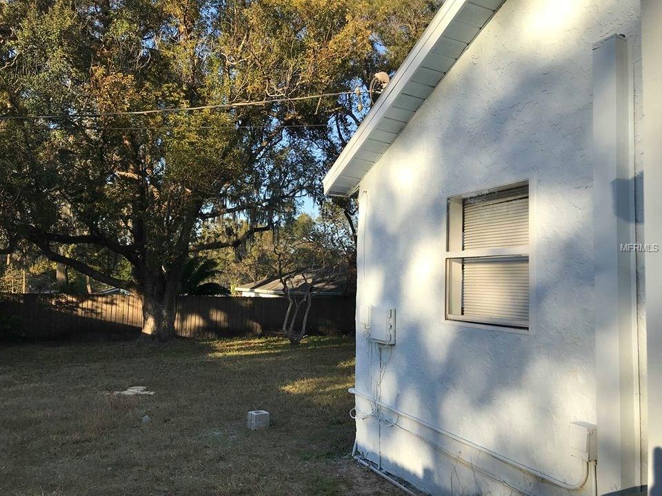 8501 N ASHLEY STREET, TAMPA, Florida 33604, 2 Bedrooms Bedrooms, 6 Rooms Rooms,2 BathroomsBathrooms,Residential,For sale,ASHLEY,T2924387