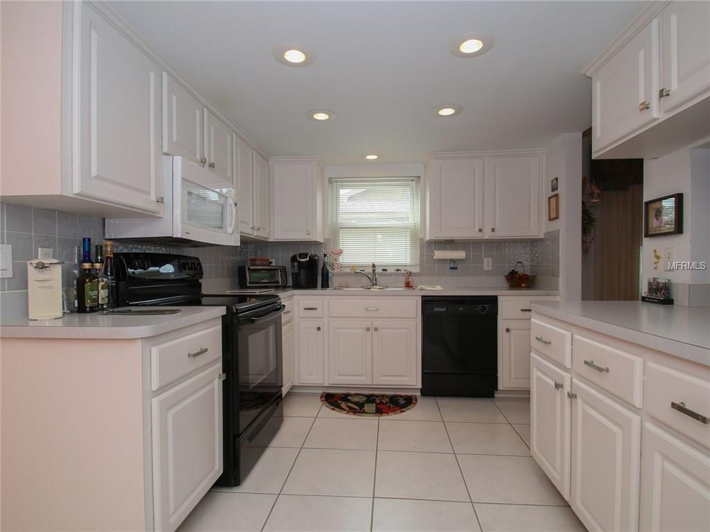 8149 ROYAL HART DRIVE, NEW PORT RICHEY, Florida 34653, 2 Bedrooms Bedrooms, 5 Rooms Rooms,2 BathroomsBathrooms,Residential,For sale,ROYAL HART,U7847230