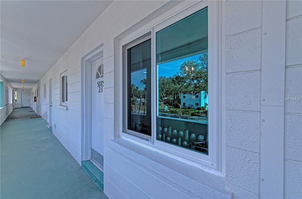 5889 17TH STREET W, BRADENTON, Florida 34207, 2 Bedrooms Bedrooms, 5 Rooms Rooms,1 BathroomBathrooms,Residential,For sale,17TH,A4209809