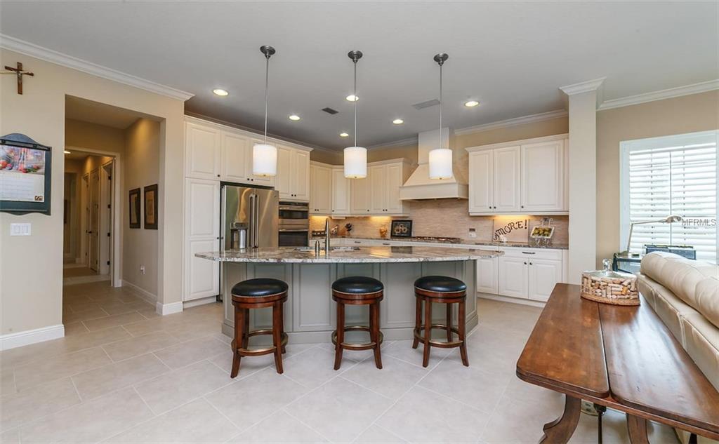 7520 WINDY HILL CV, LAKEWOOD RANCH, Florida 34202, 4 Bedrooms Bedrooms, 12 Rooms Rooms,4 BathroomsBathrooms,Residential,For sale,WINDY HILL CV,A4191684