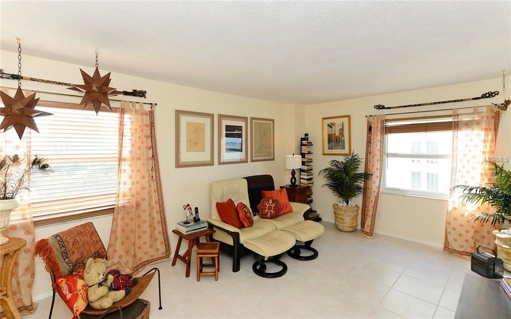 435 S GULFSTREAM AVENUE, SARASOTA, Florida 34236, 2 Bedrooms Bedrooms, 8 Rooms Rooms,2 BathroomsBathrooms,Residential,For sale,GULFSTREAM,A4195616