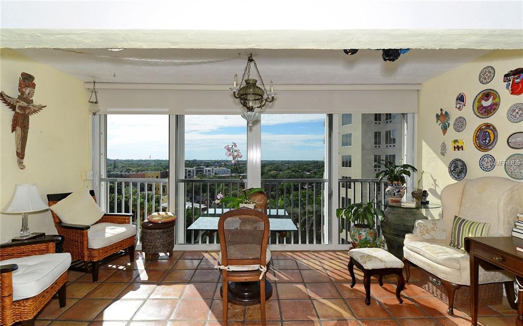 435 S GULFSTREAM AVENUE, SARASOTA, Florida 34236, 2 Bedrooms Bedrooms, 8 Rooms Rooms,2 BathroomsBathrooms,Residential,For sale,GULFSTREAM,A4195616