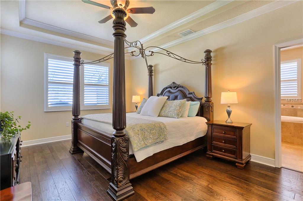 1572 RIDGEWOOD STREET, CLEARWATER, Florida 33755, 3 Bedrooms Bedrooms, 8 Rooms Rooms,2 BathroomsBathrooms,Residential,For sale,RIDGEWOOD,U7836461