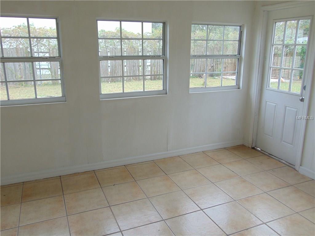 10505 N OTIS AVENUE, TAMPA, Florida 33612, 3 Bedrooms Bedrooms, 3 Rooms Rooms,2 BathroomsBathrooms,Residential,For sale,OTIS,T2913614