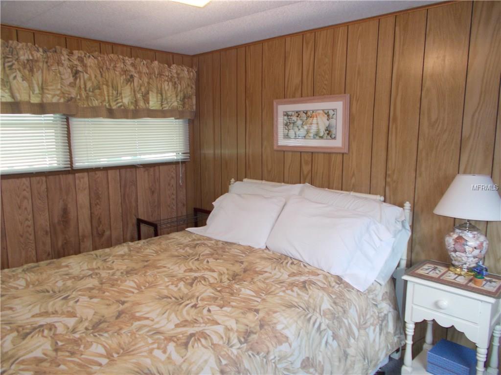 5519 HOLIDAY PARK BOULEVARD, NORTH PORT, Florida 34287, 2 Bedrooms Bedrooms, 6 Rooms Rooms,1 BathroomBathrooms,Residential,For sale,HOLIDAY PARK,C7246094