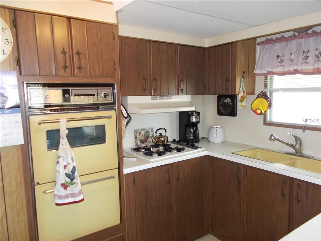 5519 HOLIDAY PARK BOULEVARD, NORTH PORT, Florida 34287, 2 Bedrooms Bedrooms, 6 Rooms Rooms,1 BathroomBathrooms,Residential,For sale,HOLIDAY PARK,C7246094