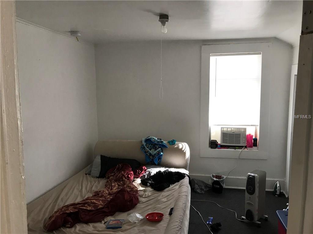 608 7TH STREET E, BRADENTON, Florida 34208, 5 Bedrooms Bedrooms, 4 Rooms Rooms,2 BathroomsBathrooms,Residential,For sale,7TH,A4207560