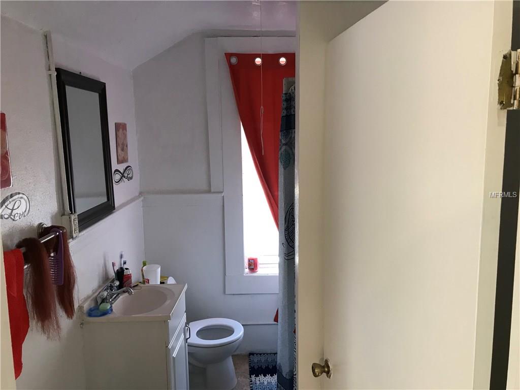 608 7TH STREET E, BRADENTON, Florida 34208, 5 Bedrooms Bedrooms, 4 Rooms Rooms,2 BathroomsBathrooms,Residential,For sale,7TH,A4207560