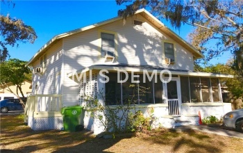 608 7TH STREET E, BRADENTON, Florida 34208, 5 Bedrooms Bedrooms, 4 Rooms Rooms,2 BathroomsBathrooms,Residential,For sale,7TH,A4207560