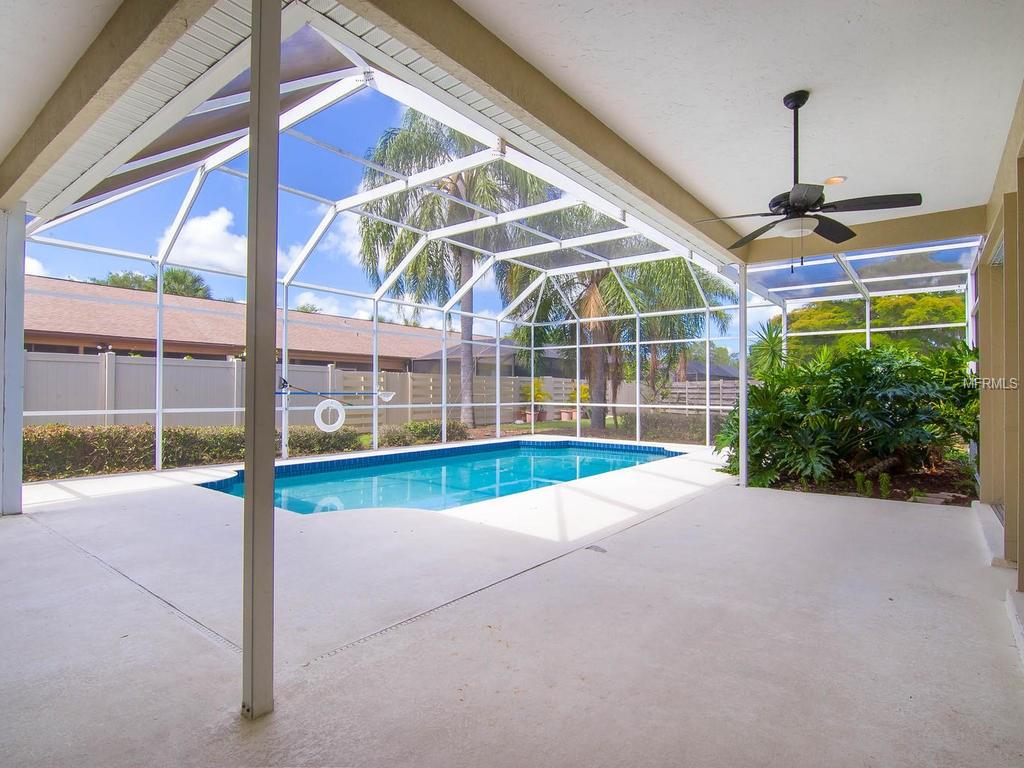 4822 HAMLETS GROVE DRIVE, SARASOTA, Florida 34235, 4 Bedrooms Bedrooms, 7 Rooms Rooms,3 BathroomsBathrooms,Residential,For sale,HAMLETS GROVE,A4209308