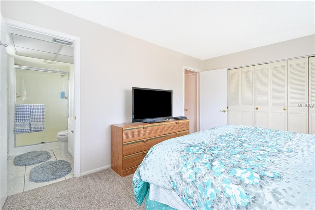 6274 33RD AVENUE N, ST PETERSBURG, Florida 33710, 3 Bedrooms Bedrooms, 3 Rooms Rooms,2 BathroomsBathrooms,Residential,For sale,33RD,U7847334